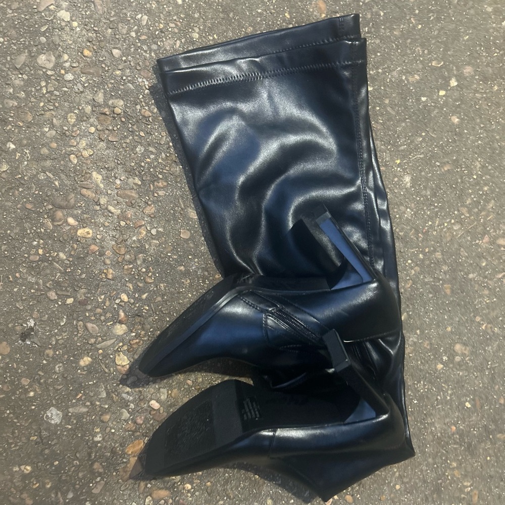 Gabrielle Union Black Block Heel Over The Knee Boot